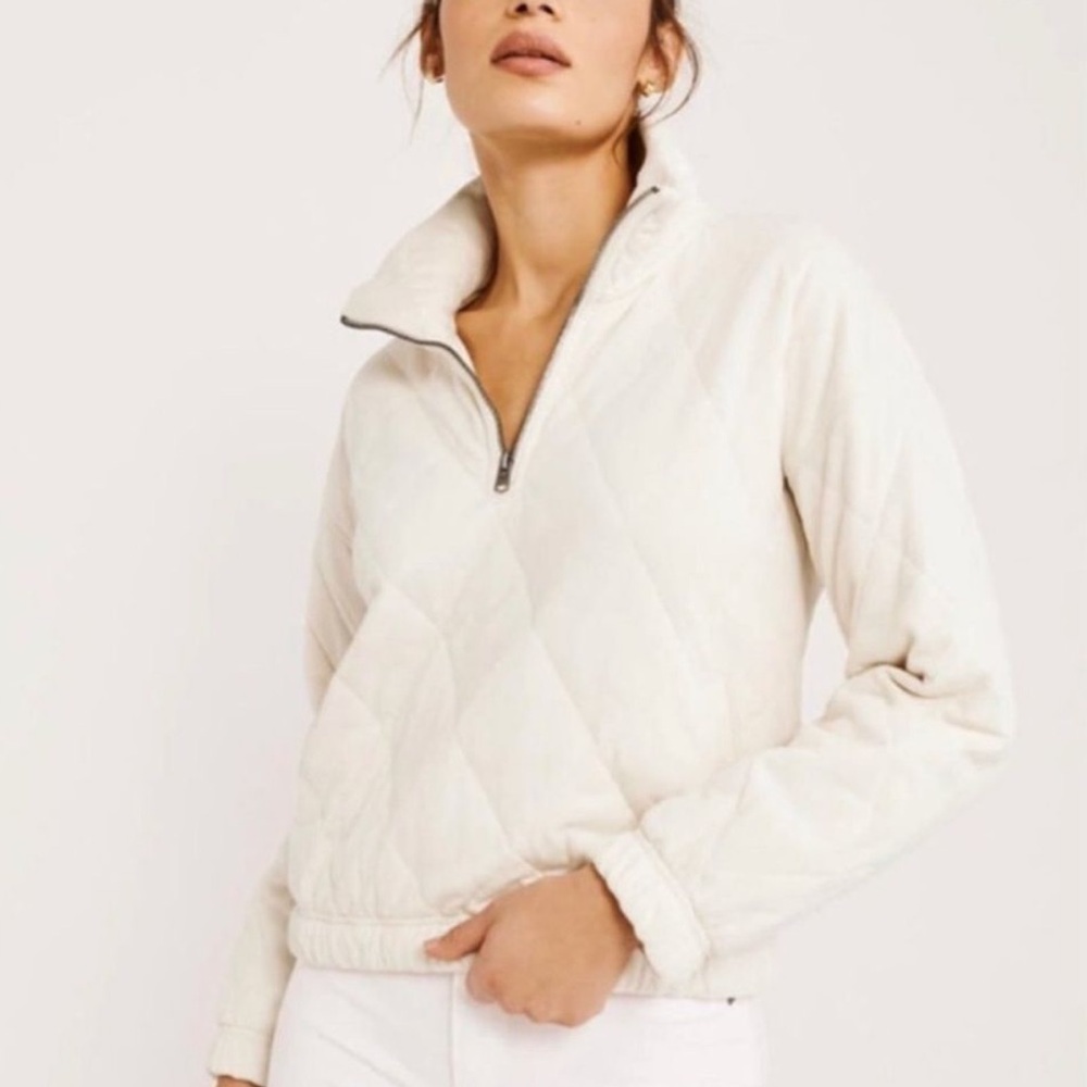 Abercrombie & Fitch Cream Quilted Quarter Zip Pullover